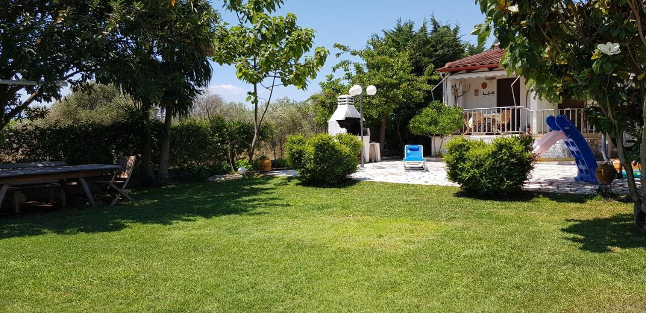Villa Country House By The Sea !!! à Karavómilos Extérieur photo