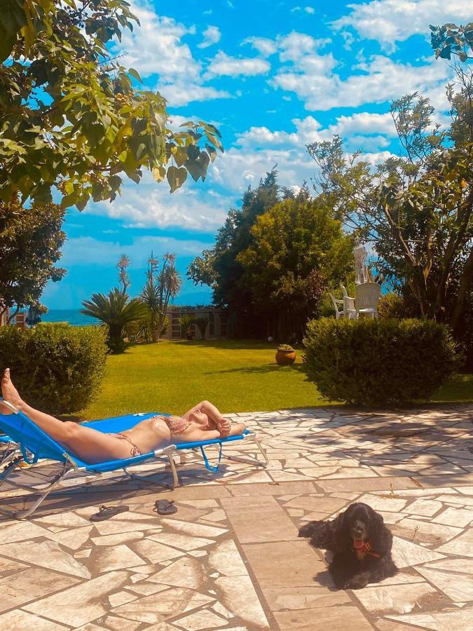 Villa Country House By The Sea !!! à Karavómilos Extérieur photo