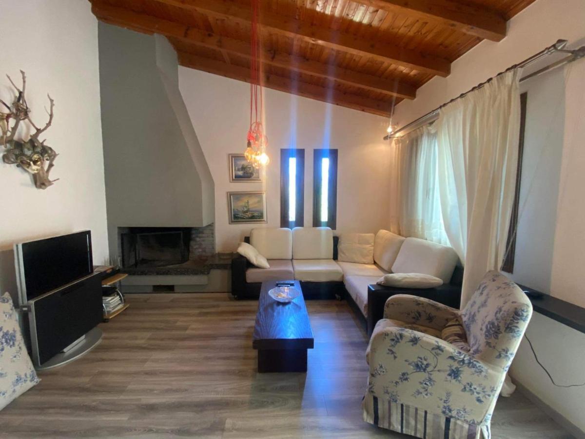 Villa Country House By The Sea !!! à Karavómilos Extérieur photo